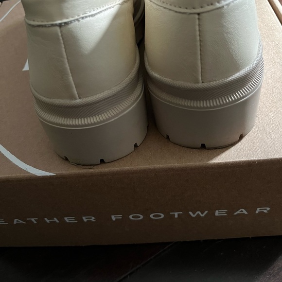 Portland Leather Company Patina Zoe Chunky Sole Leather Loafer in Bone color - Picture 5 of 6